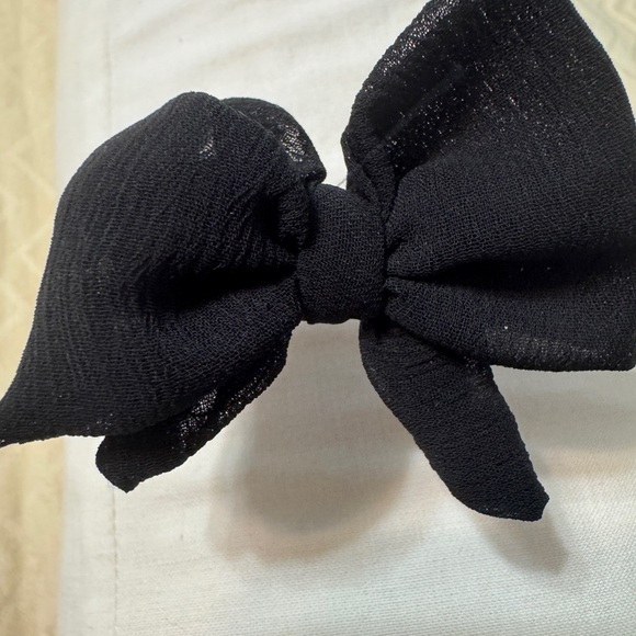 Accessories - Elegant Black Bow chiffon fabric Headband